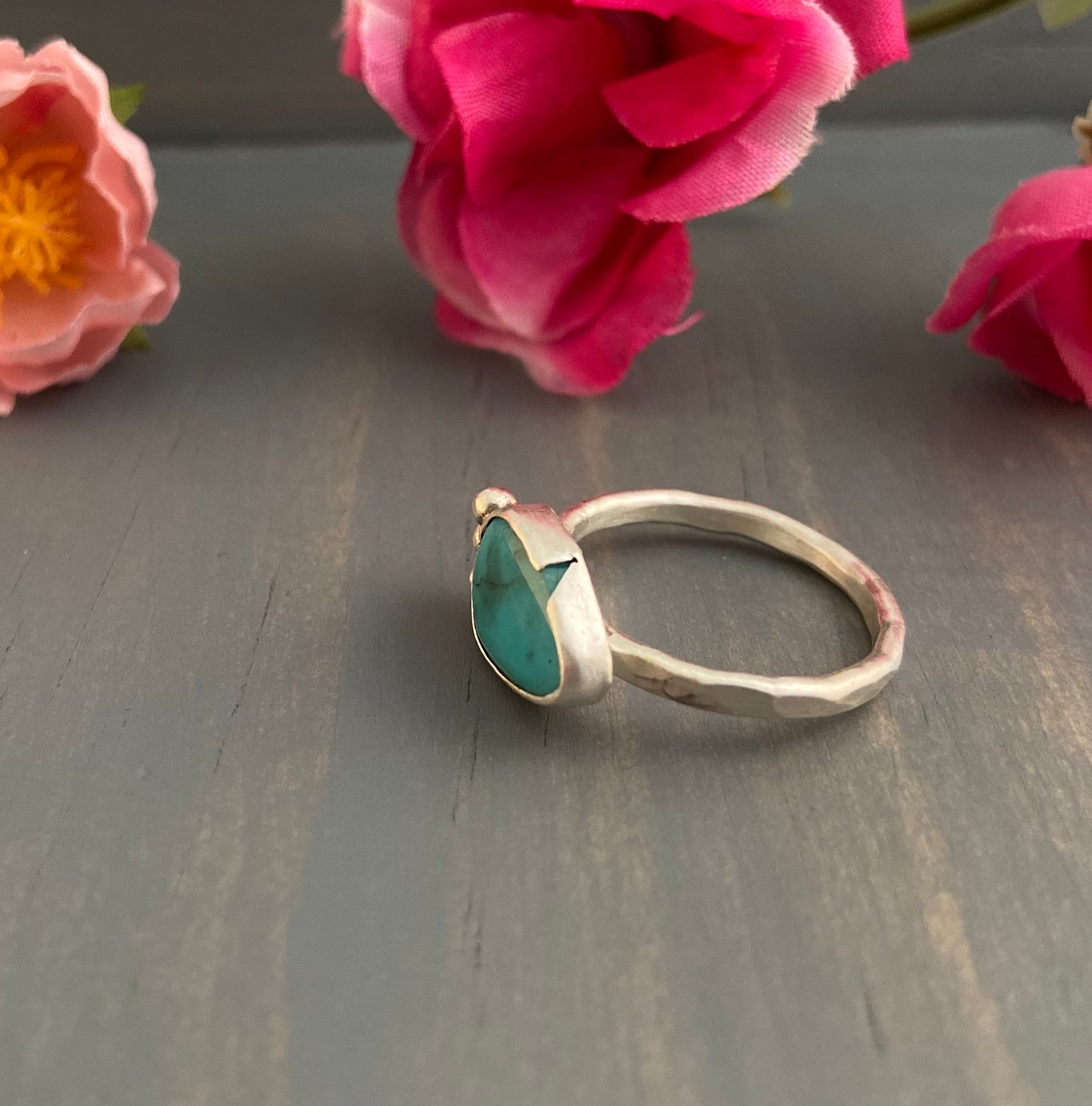 Horizontal Turquoise Ring {Size 7.25}