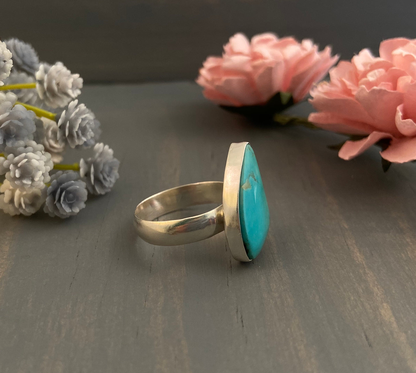 Fin Shaped Turquoise Ring {Size 7}